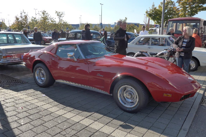 Wie sang Prince einst? : "Little Red Corvette..." :-)